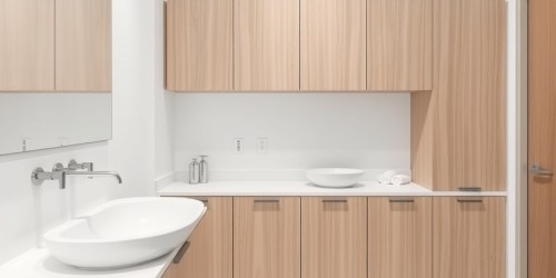 Por que Corian é a melhor escolha para consultórios modernos