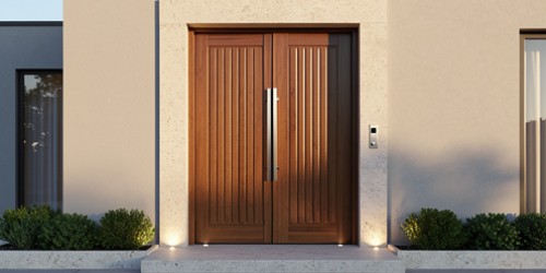 Portas de madeira sob medida para fachadas elegantes